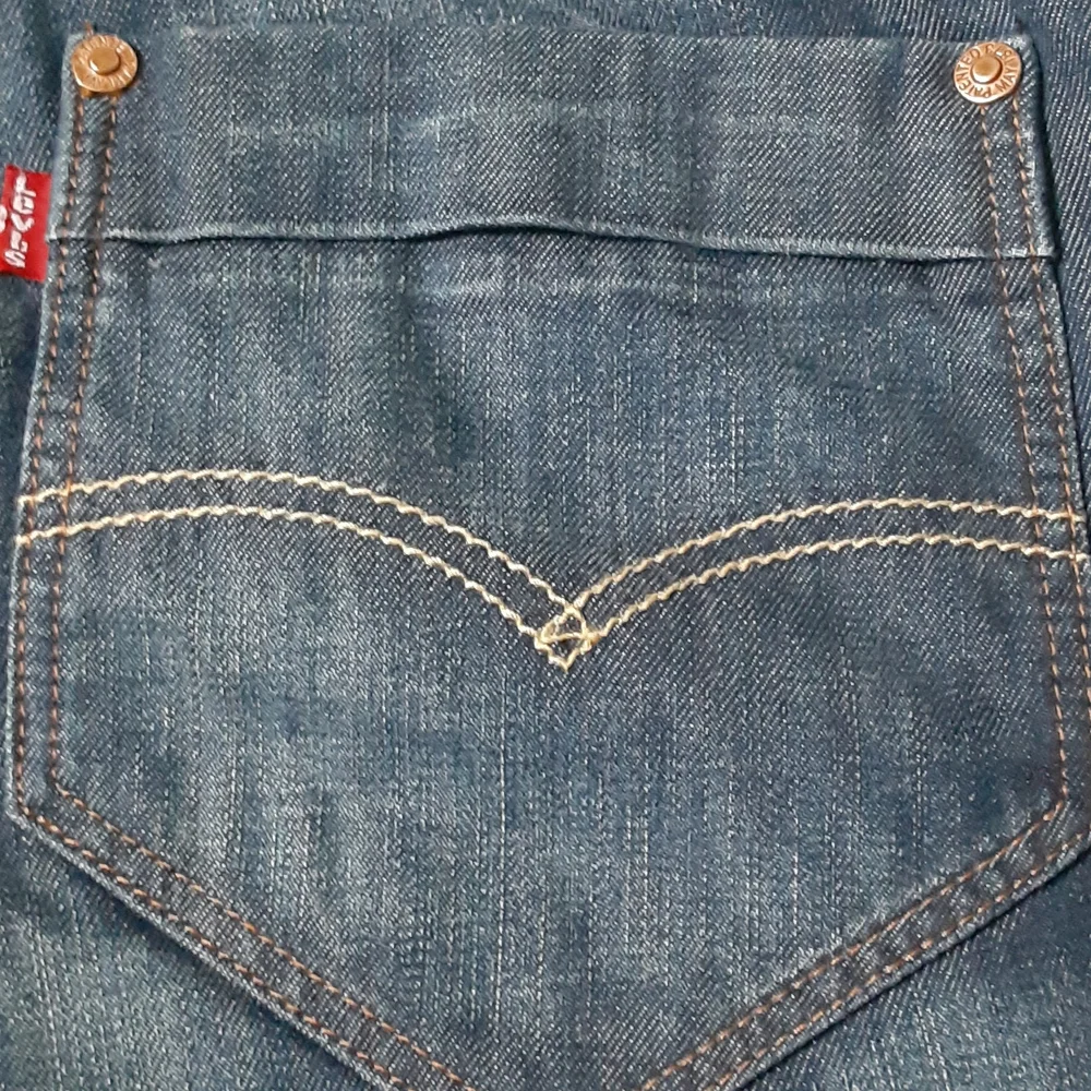 Levi’s 514 Straight Leg Jeans Men’s 34x34 NWOT Medium Wash Classic Fit